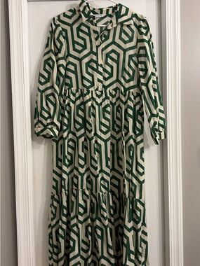 Zara Green and Cream Geometric Tiered Dress